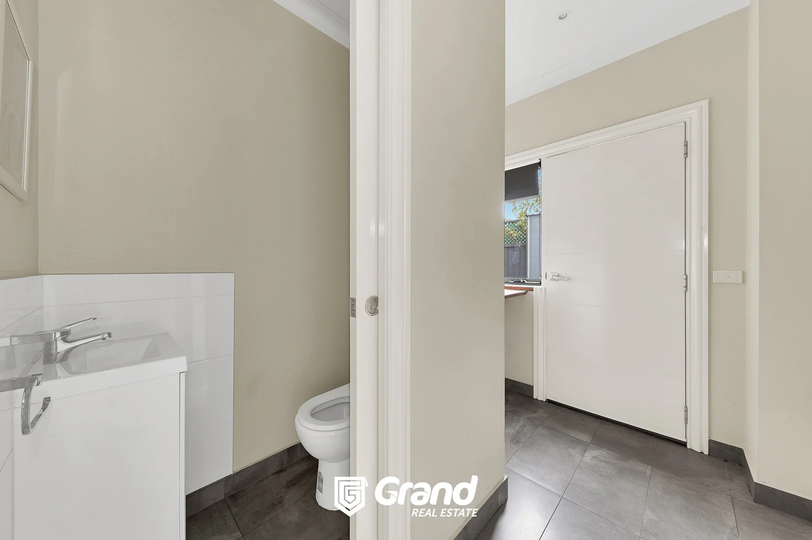 Additional image 8 of 2/16 Gloria Avenue, Dandenong North VIC 3175