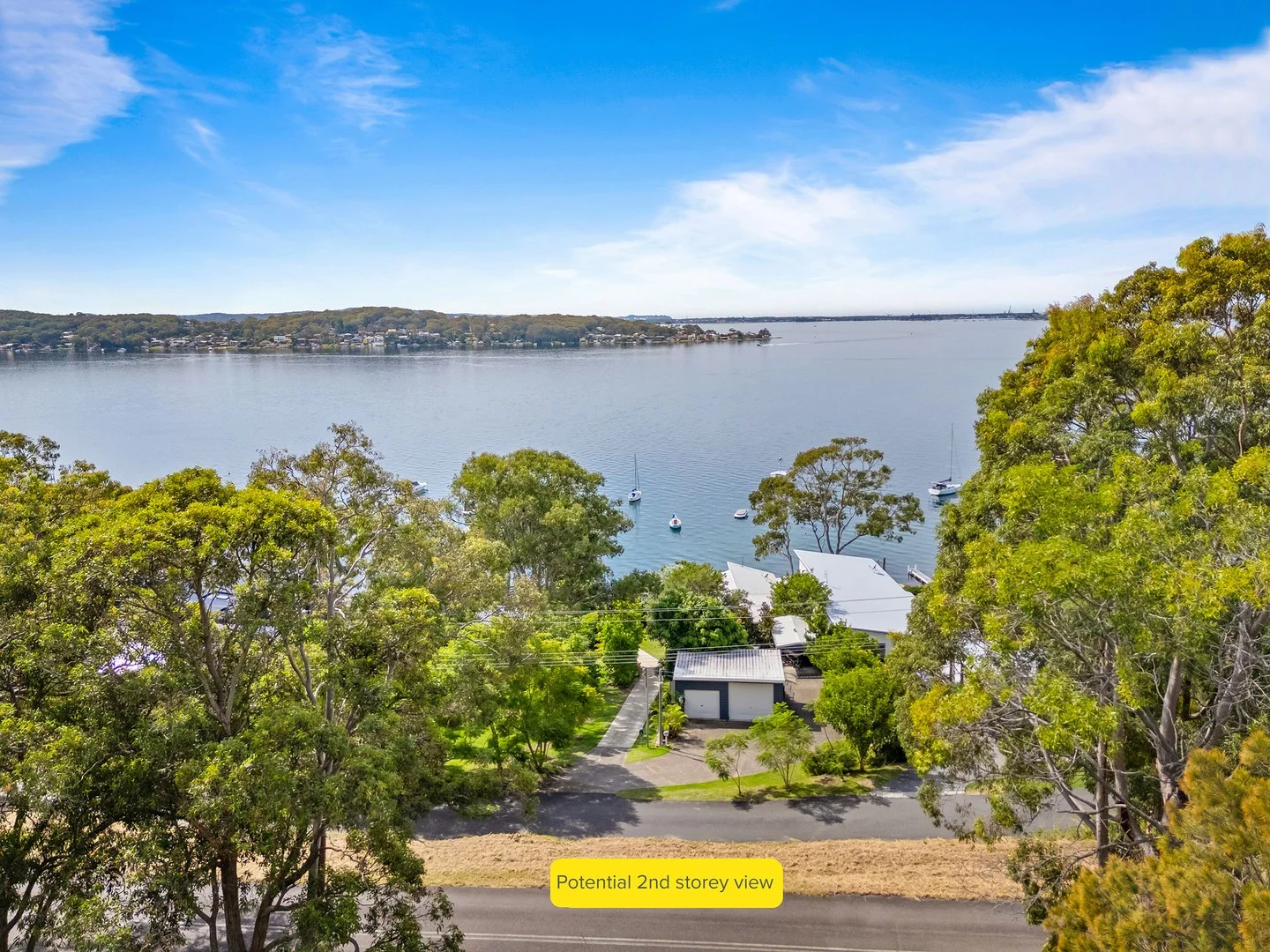154 Fishing Point Road, Fishing Point NSW 2283