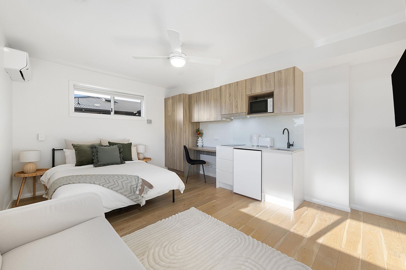 42 Manning Street, Kingswood NSW 2747 - Studio For Rent | Domain