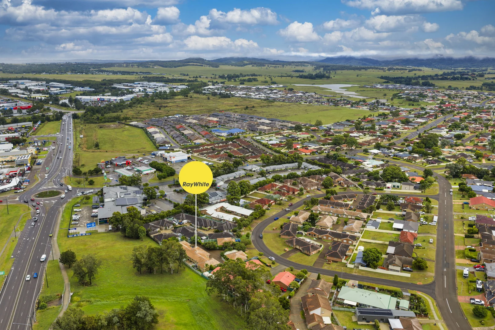 Additional image 11 of 4/6 Justine Parade, Rutherford NSW 2320