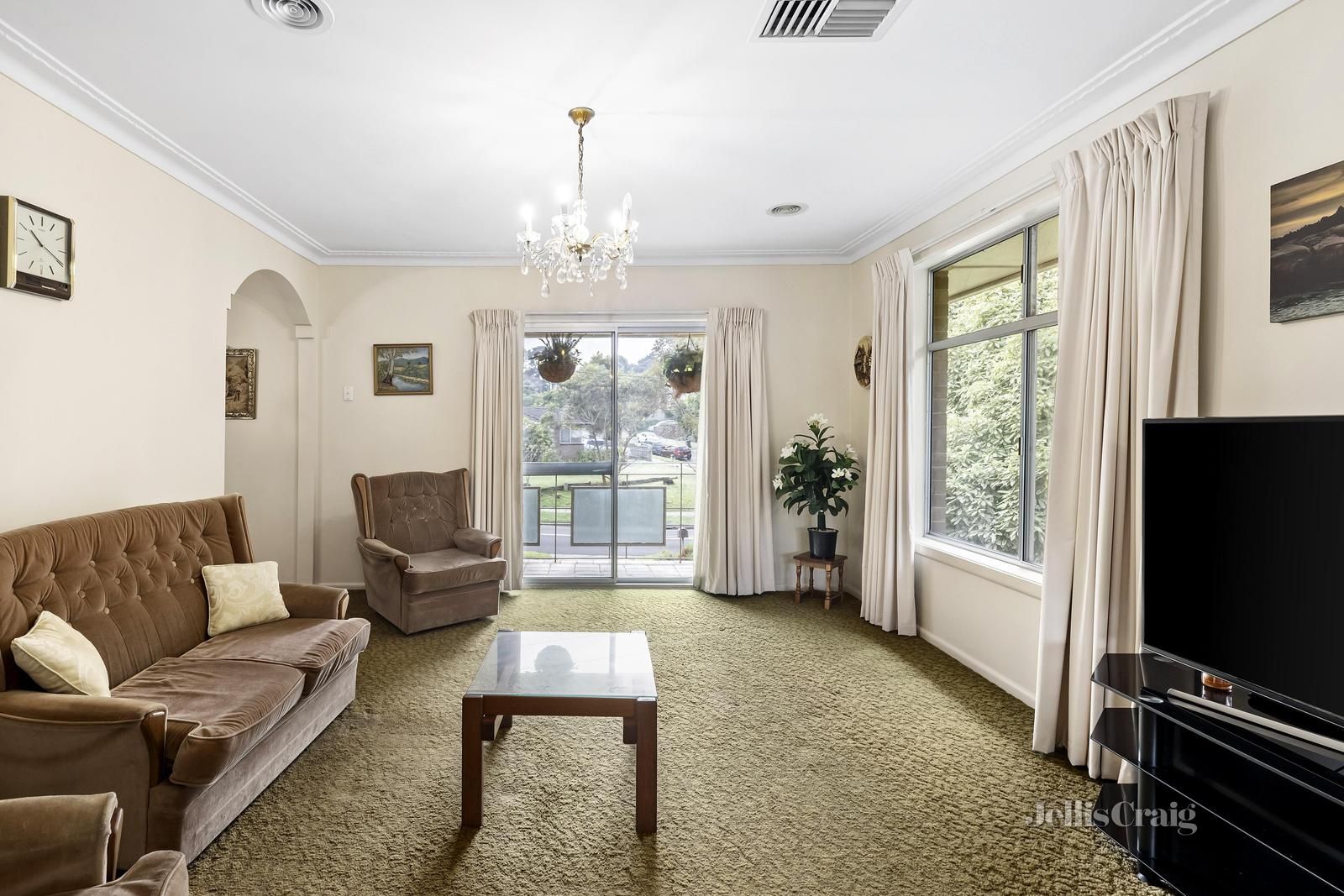 60 Darvall Street, Donvale VIC 3111, Image 2