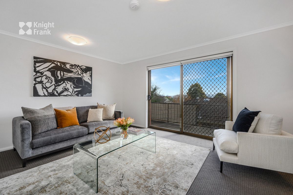 25 Plaister Court, Sandy Bay TAS 7005, Image 2