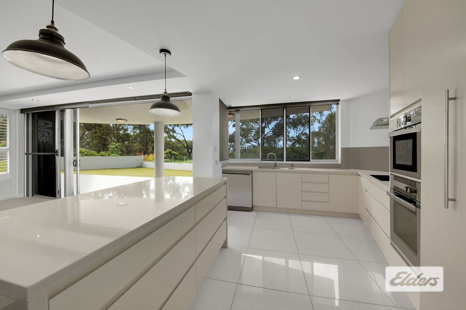 1/2 The Promenade, Boyne Island QLD 4680, Image 2