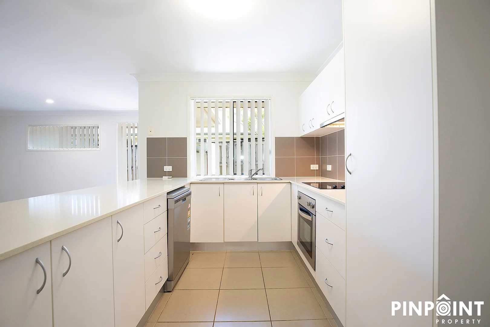 Additional image 4 of 2/28 Coogee Terrace, Blacks Beach QLD 4740