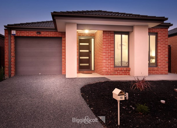 10 Rowling Drive, Officer VIC 3809