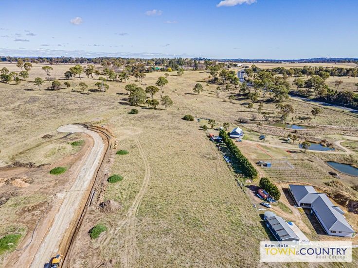 204 Sandon Park, Armidale NSW 2350, Image 2