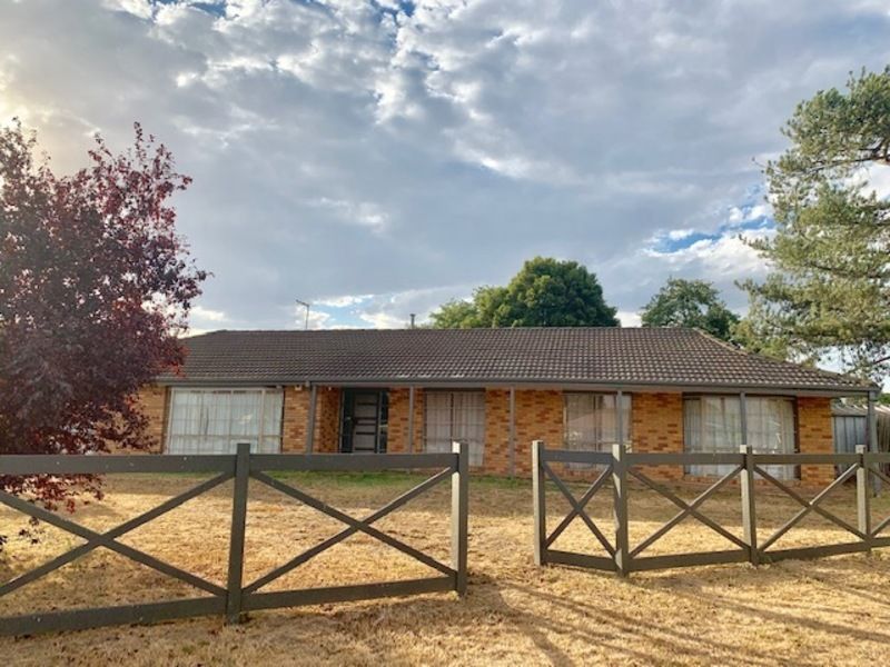 5 bedrooms House in 38 MCCARTHY COURT WALLAN VIC, 3756