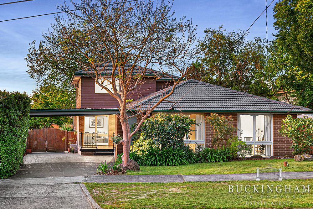 5 bedrooms House in 326 Yallambie Road YALLAMBIE VIC, 3085