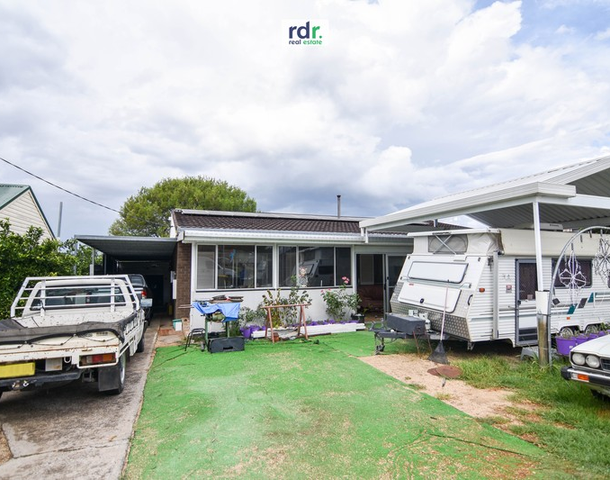 20 Stirling Street, Inverell NSW 2360