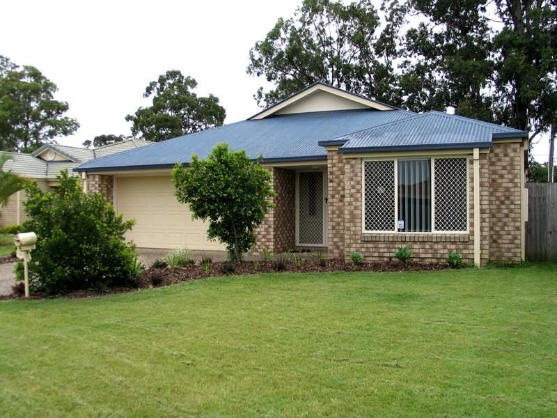 4 bedrooms House in 15 Grevillea Place BRIDGEMAN DOWNS QLD, 4035