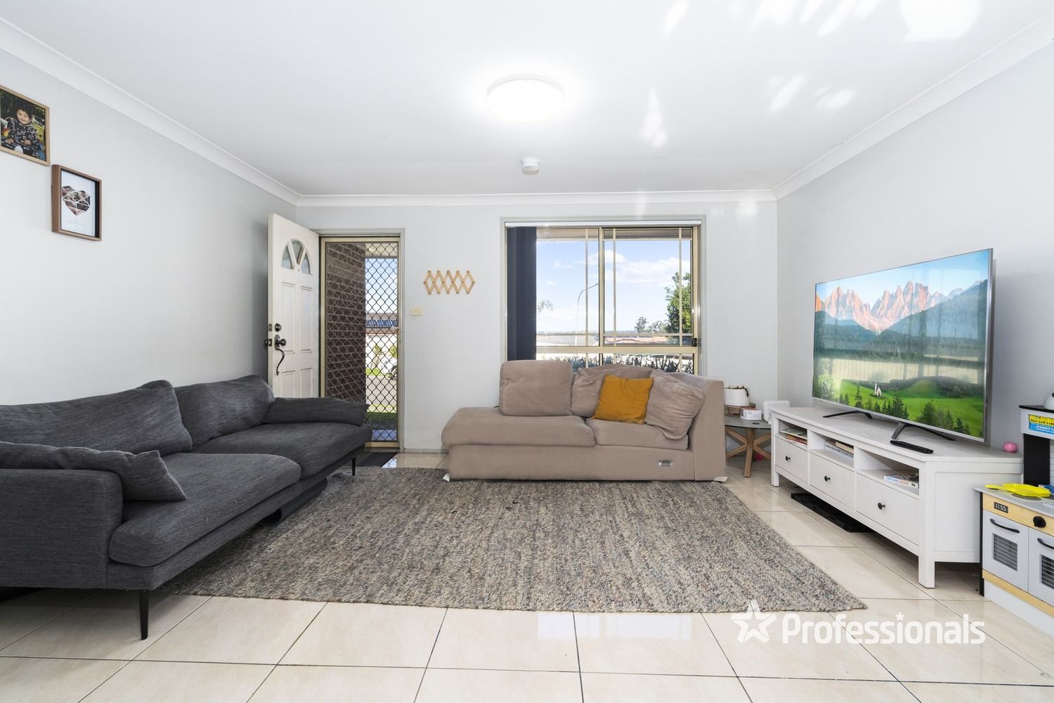 13/182-184 Leacocks Lane, Casula NSW 2170, Image 2