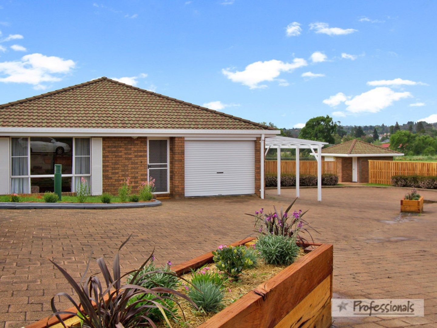 1/210-216 Donnelly Street, Armidale NSW 2350, Image 0