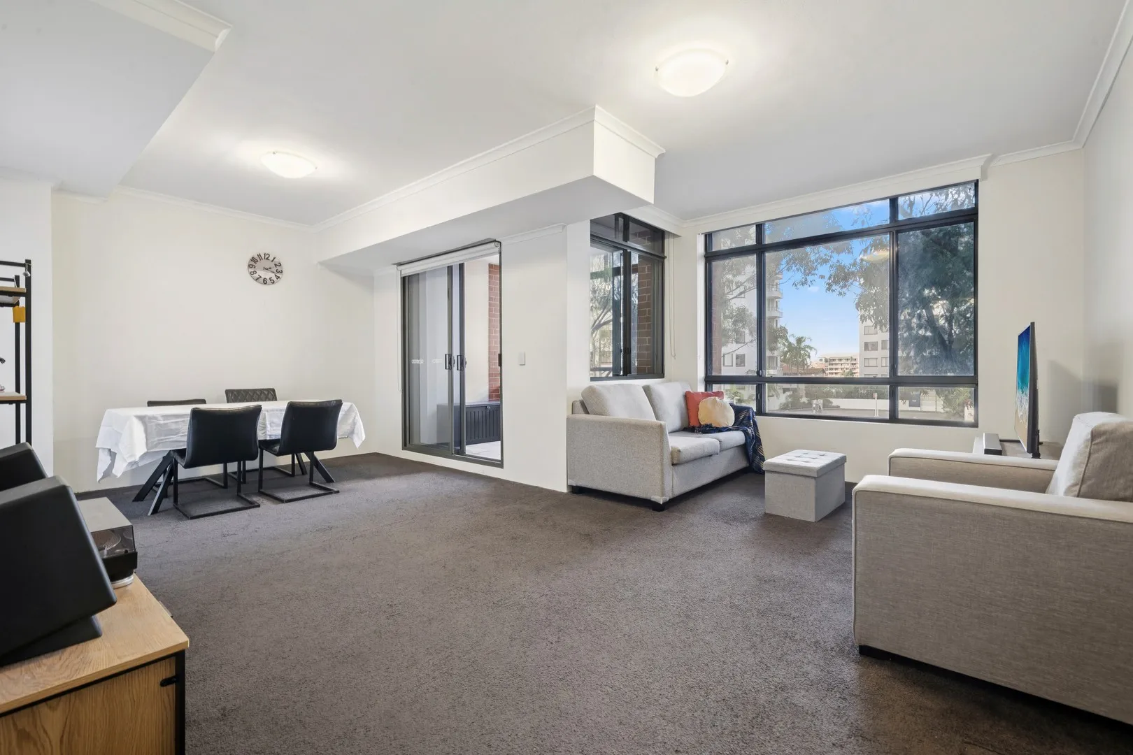 Oversized Double Brick Apartment with Courtyard, Balcony & Double Parking, Hornsby