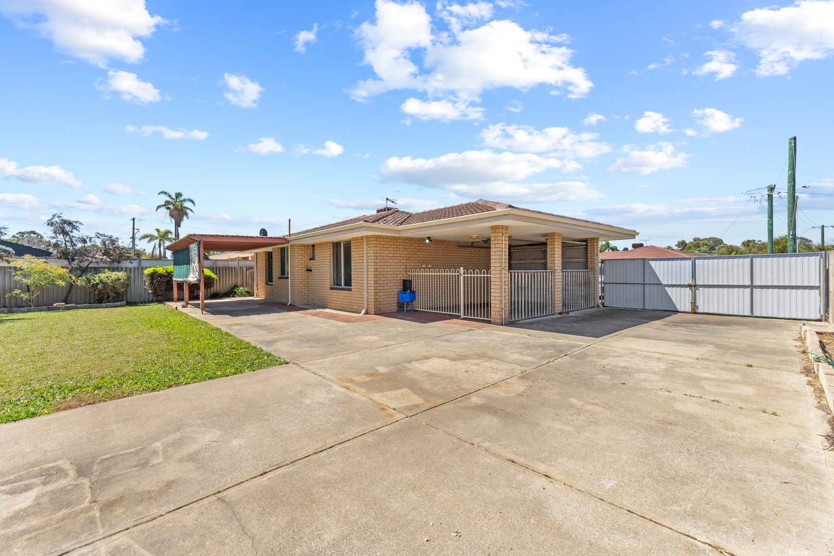 31 Boon Crt, Rockingham WA 6168, Image 2