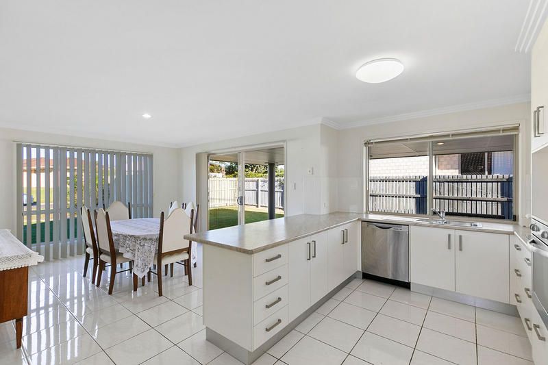 1  / 41 Pembridge Cct, Urraween QLD 4655, Image 1