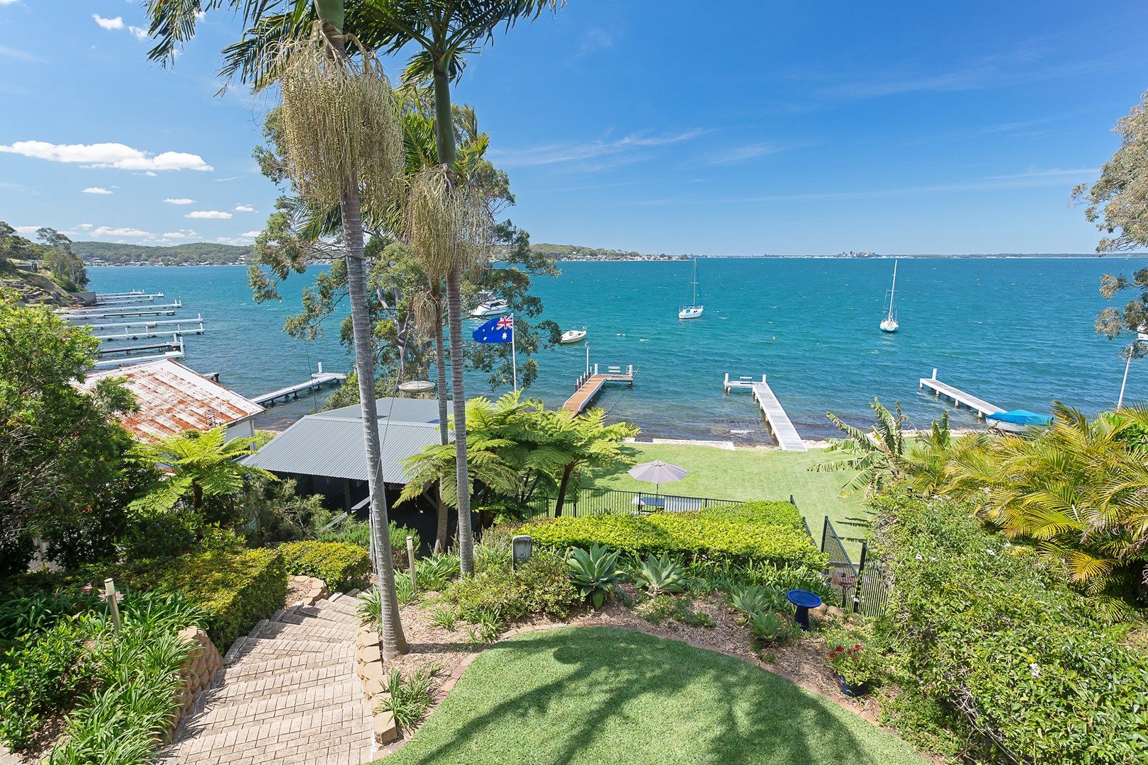 187 Fishing Point Road, Fishing Point NSW 2283, Image 0