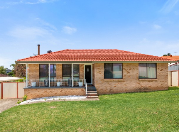 20 Maroubra Crescent, Woodbine NSW 2560