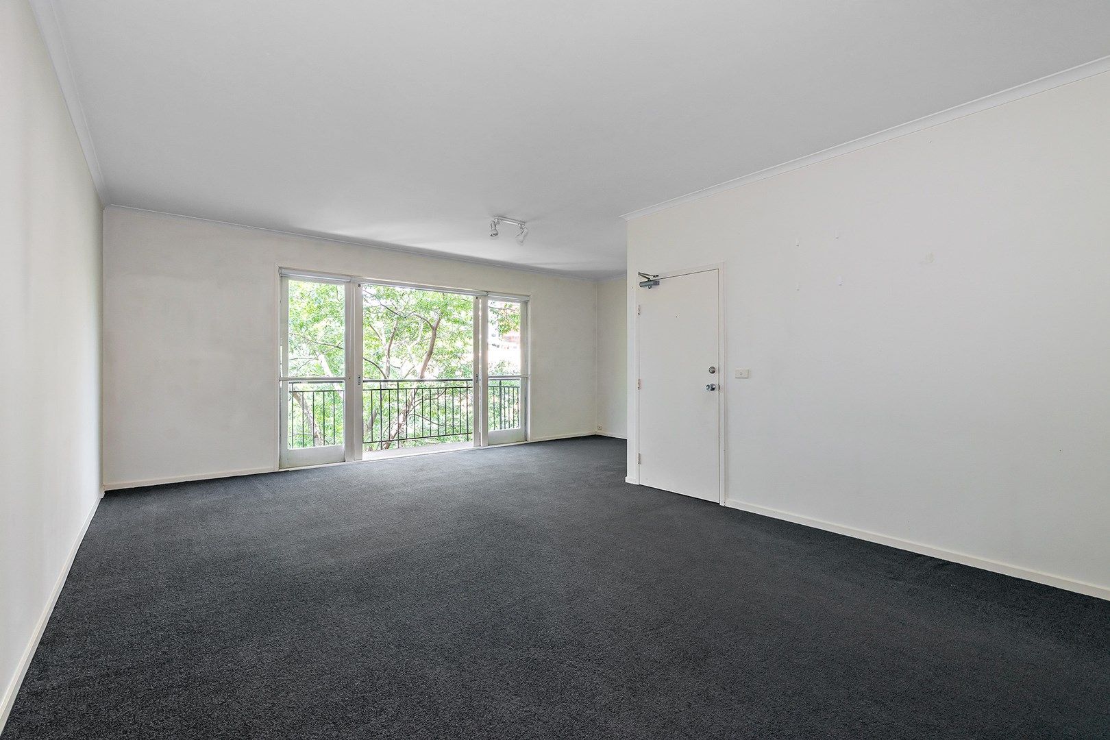 2 bedrooms Apartment / Unit / Flat in 28/114 Dodds Street SOUTHBANK VIC, 3006