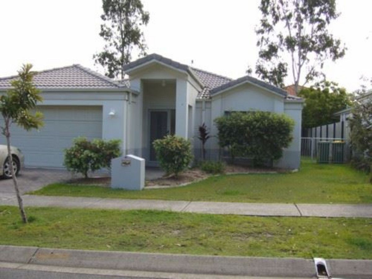 4 bedrooms House in 41 Clear River Boulevard ASHMORE QLD, 4214