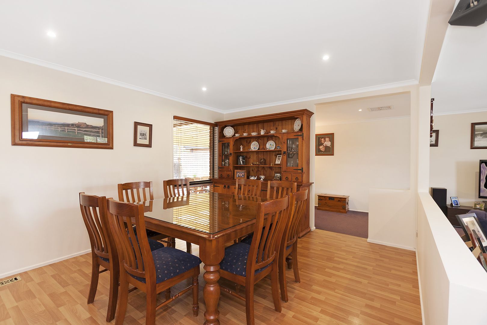 20 Azalea Avenue, Mill Park VIC 3082, Image 2