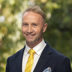 Ray White Werribee - Jarrod Loughlin