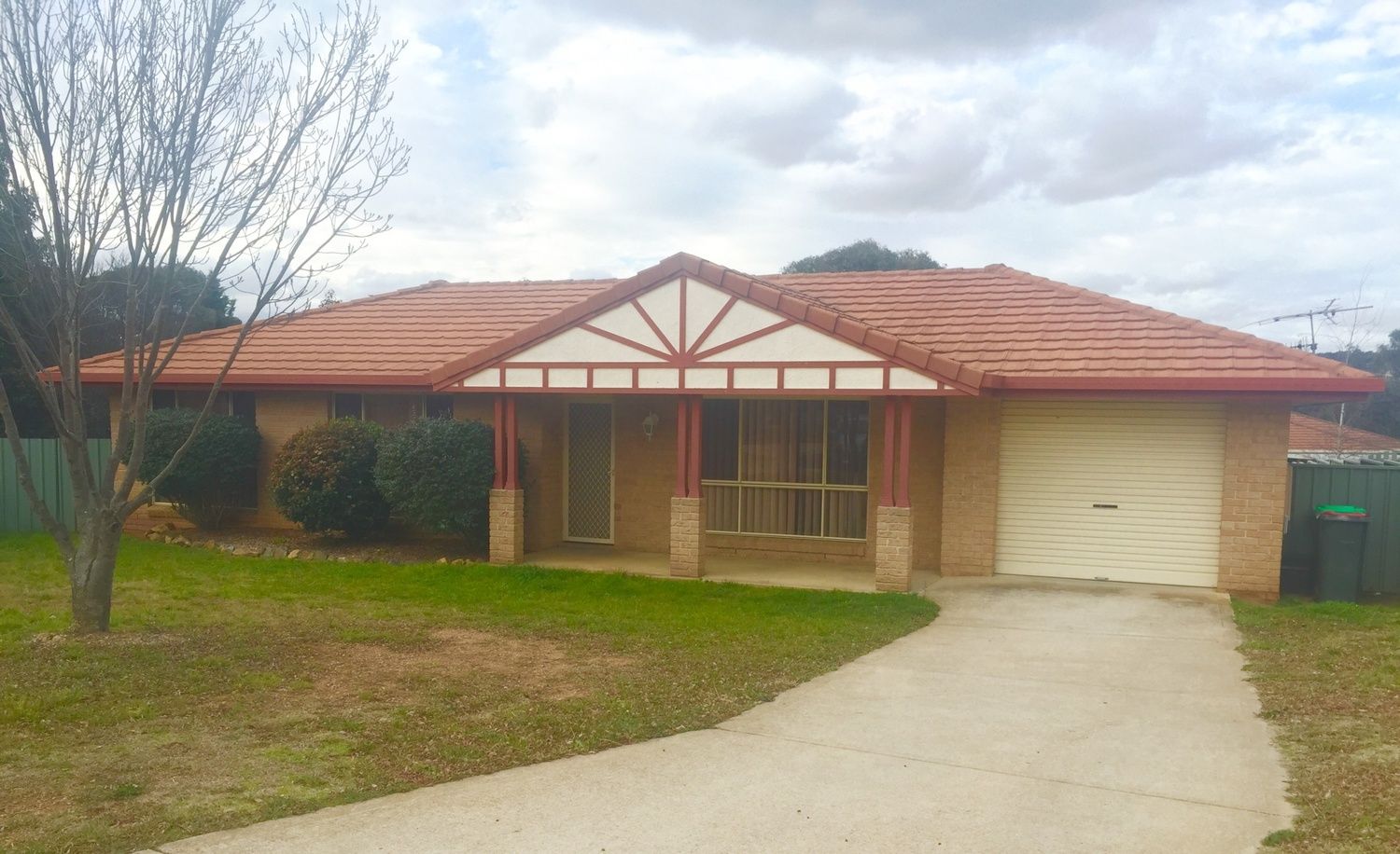 5 Glendower Close, Armidale NSW 2350, Image 0