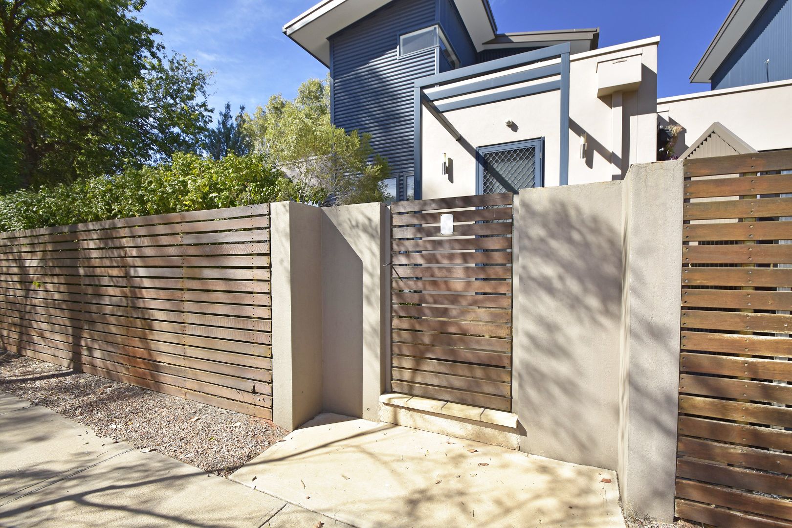 4/2 Giles Street, East Side NT 0870, Image 1