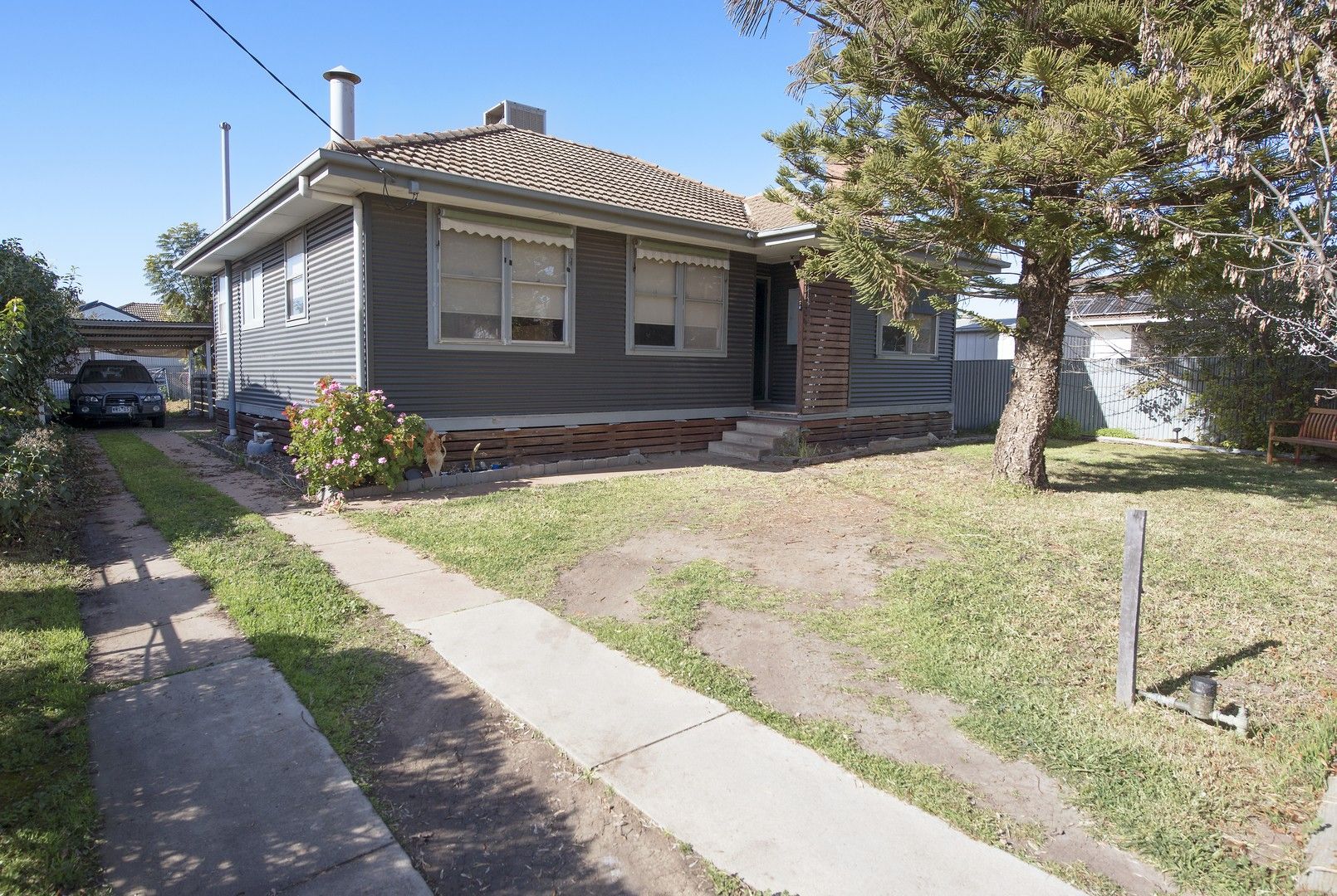 2 bedrooms House in 23 Cadell Street SWAN HILL VIC, 3585