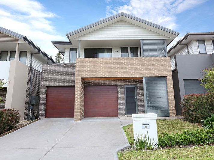 4 bedrooms House in 25 Fox Creek Circuit KELLYVILLE NSW, 2155