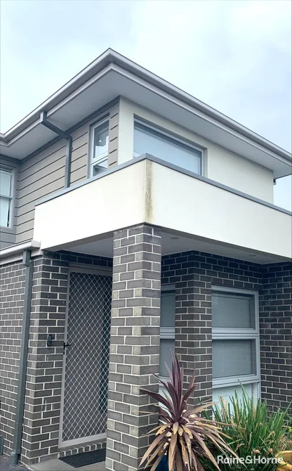 Primary image of 4/30 Laurie Street, Newport VIC 3015