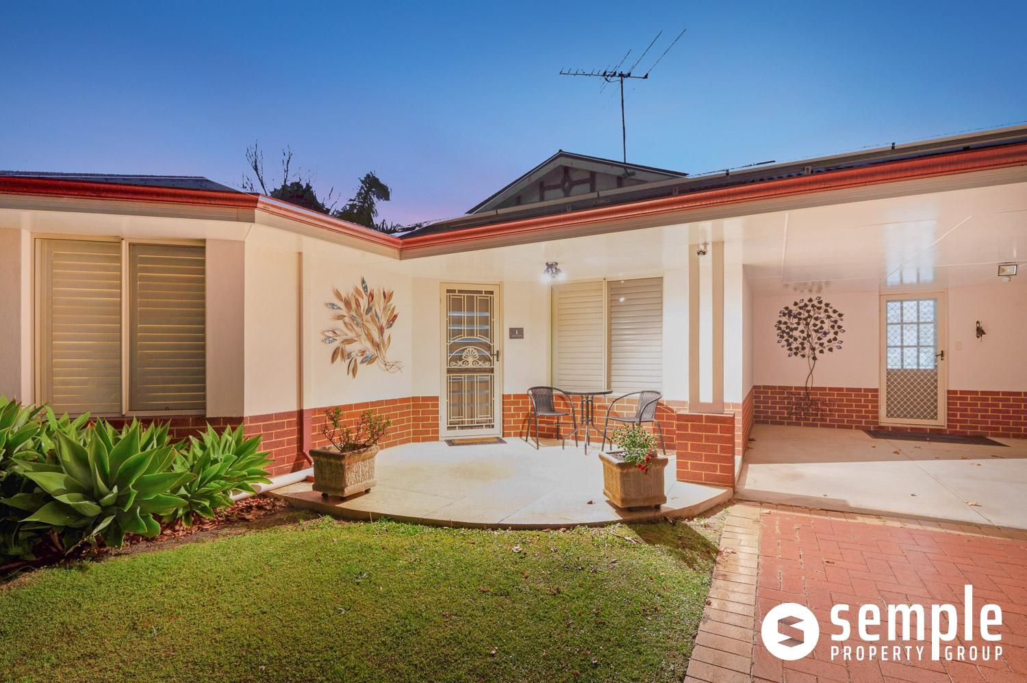 1 Turnbull Close, Atwell WA 6164, Image 0