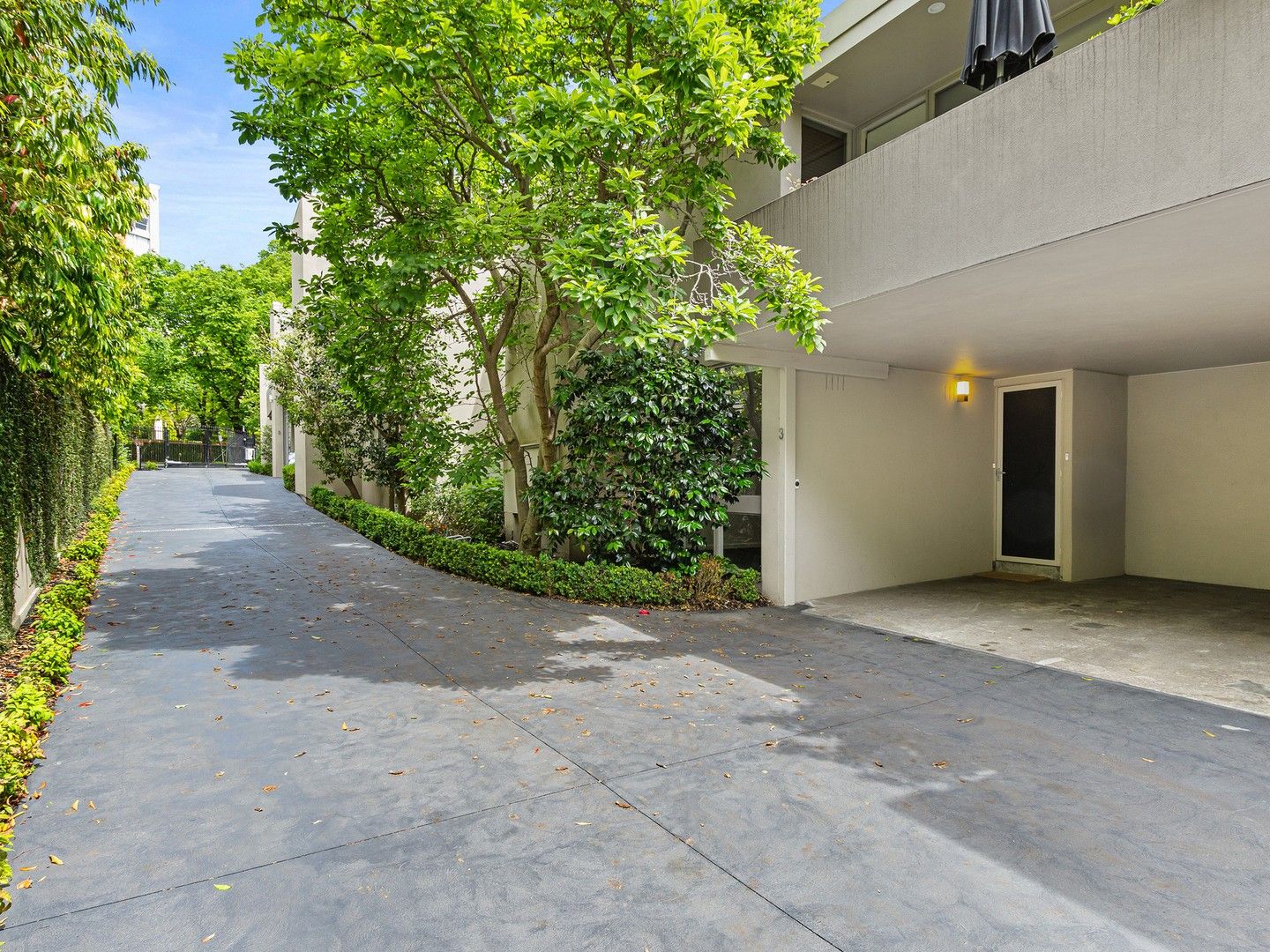 3 bedrooms Apartment / Unit / Flat in 3/71 Lansell Road TOORAK VIC, 3142