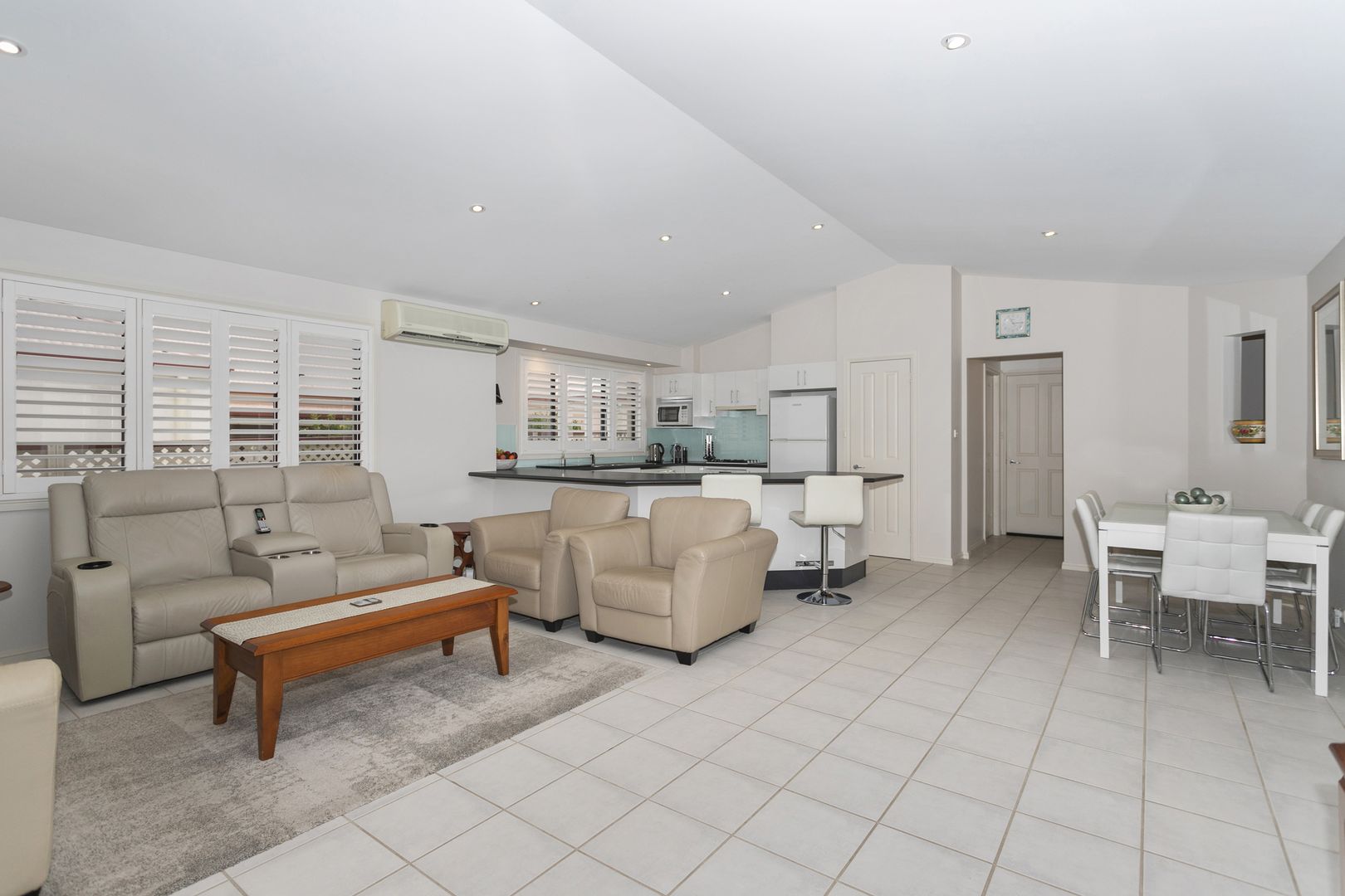 27 Walpole Avenue, Ulladulla NSW 2539, Image 2