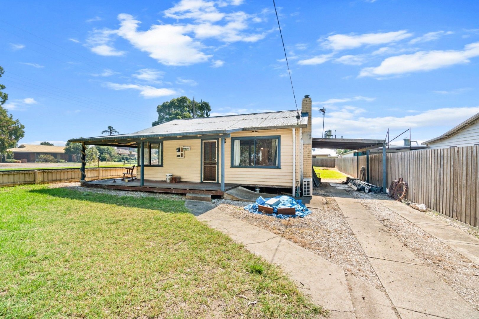 31 Maffra Rd, Heyfield VIC 3858, Image 0