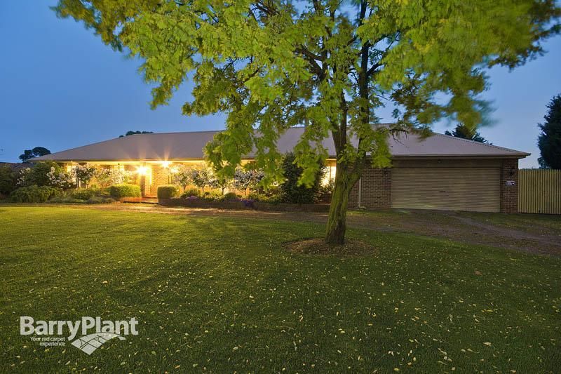 7 Halcyon Way, Narre Warren South Property History & Address Research
