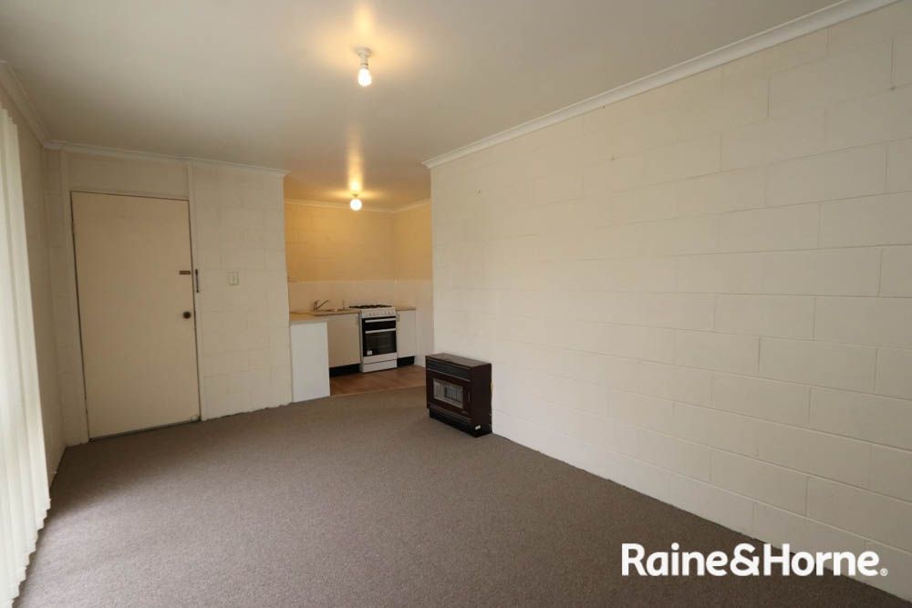 1/99 Rankin Street, Bathurst NSW 2795, Image 2