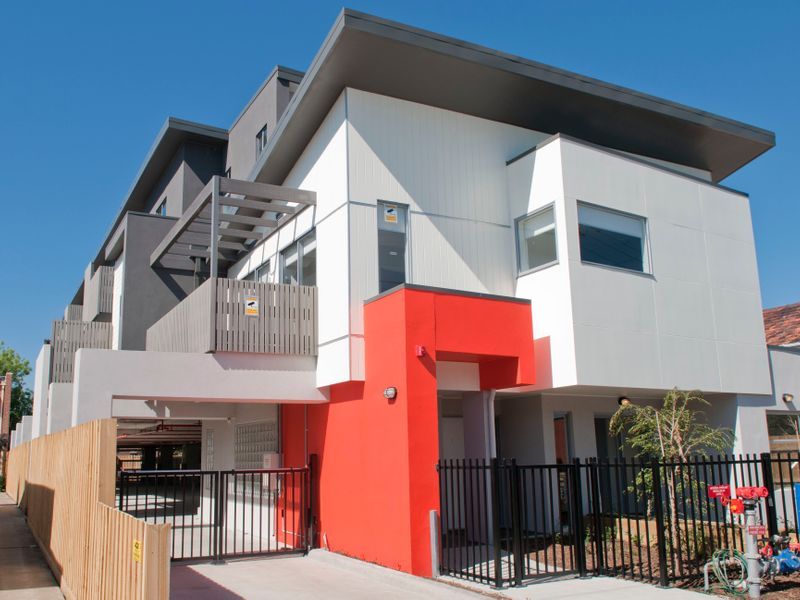 2 bedrooms Apartment / Unit / Flat in 6/24 Empire Street FOOTSCRAY VIC, 3011