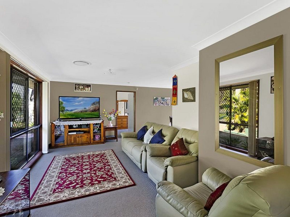 11 Sherwood Close, Bateau Bay NSW 2261, Image 2