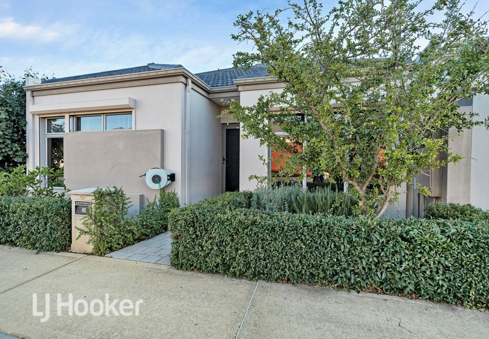 16 Nashville Loop, Currambine WA 6028 House For Rent Domain