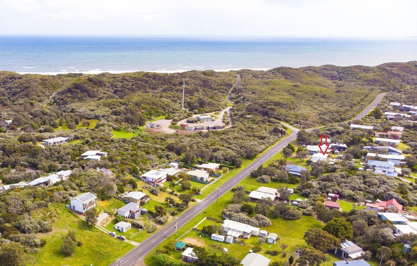 3 bedrooms House in 100 CANTERBURY ROAD VENUS BAY VIC, 3956
