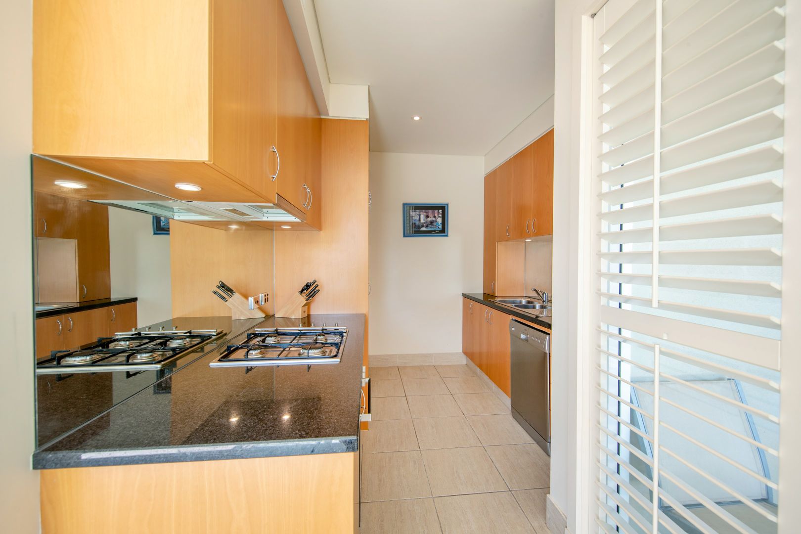 37/304 Wharf Road, Newcastle NSW 2300, Image 2