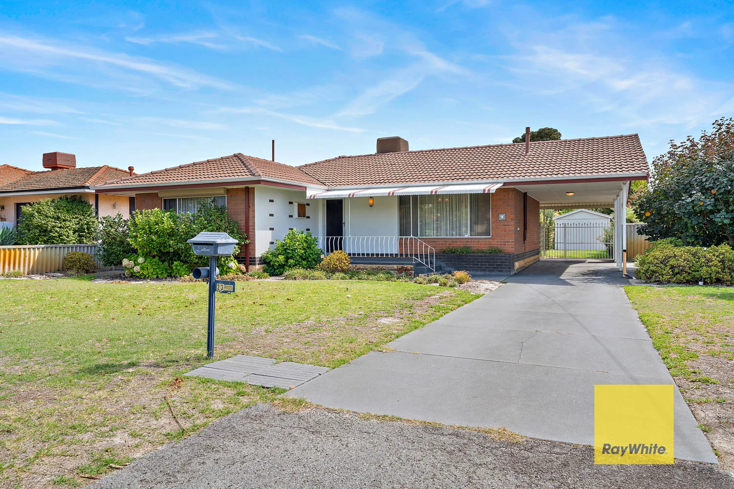 Primary image of 23 Pembury Road, Thornlie WA 6108