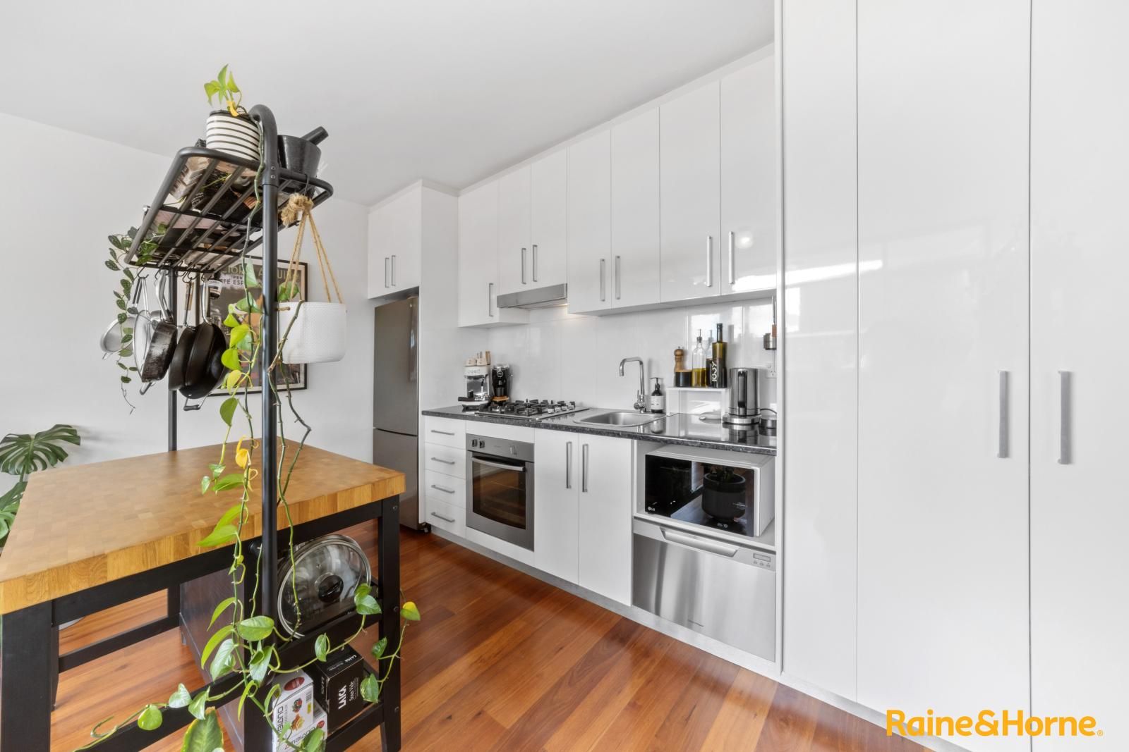 2 bedrooms Apartment / Unit / Flat in 25/7 Anderson Street NEUTRAL BAY NSW, 2089