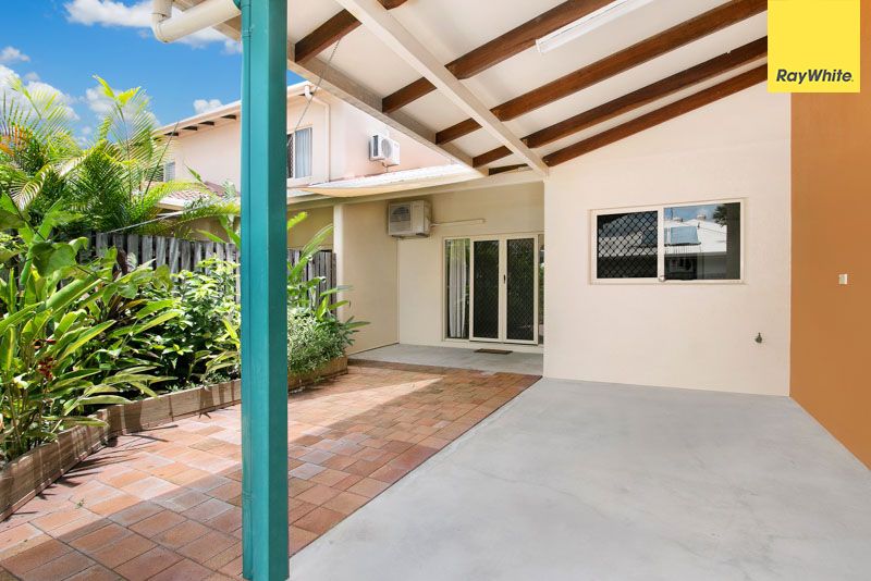 4/18 Oyster Court, Trinity Beach QLD 4879, Image 0