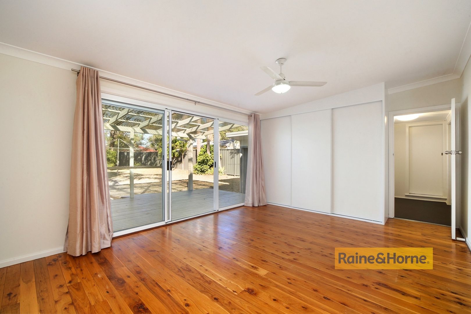 34 Bangalow Street, Ettalong Beach NSW 2257, Image 2