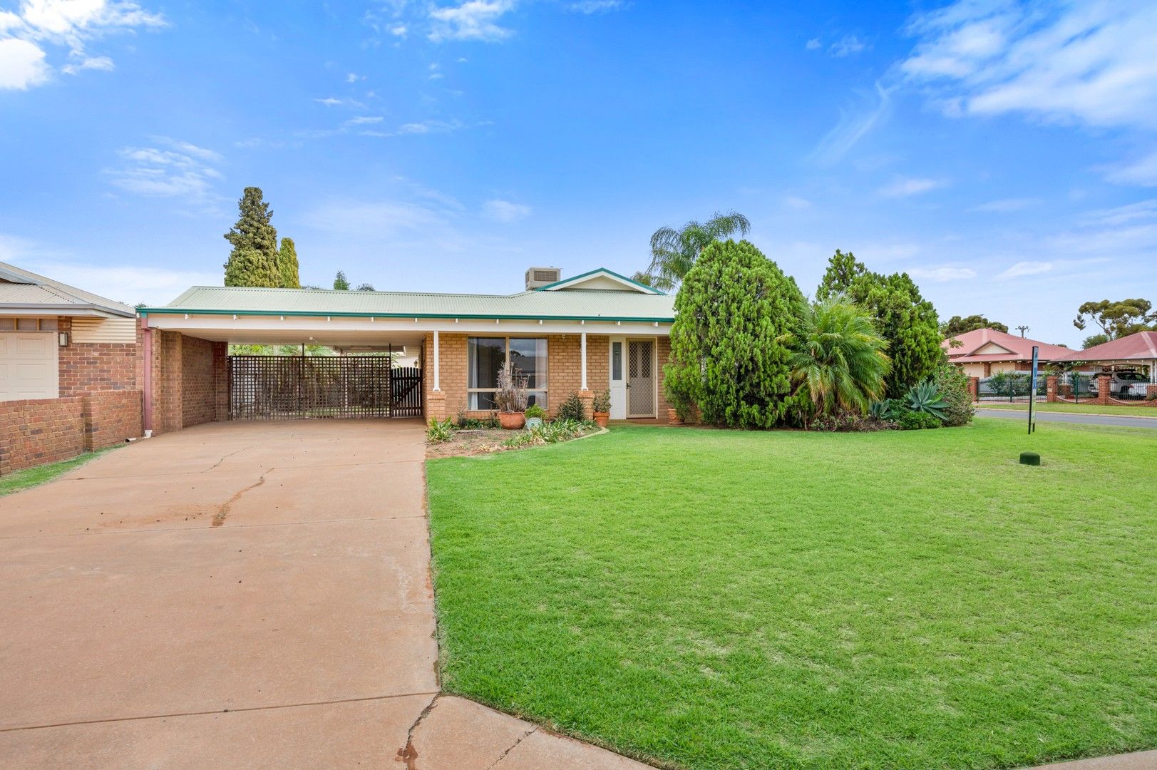 4 bedrooms House in 31 Heston Court SOMERVILLE WA, 6430