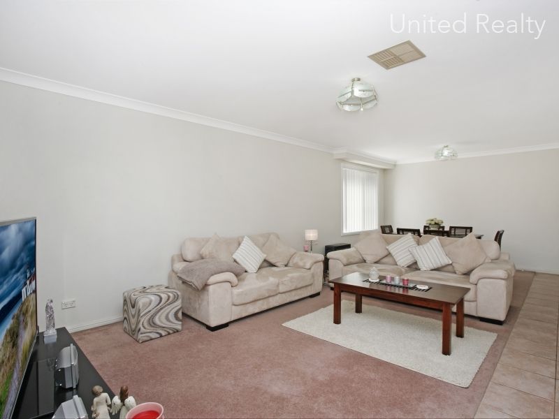 7B Gerald Street, Cecil Hills NSW 2171, Image 2