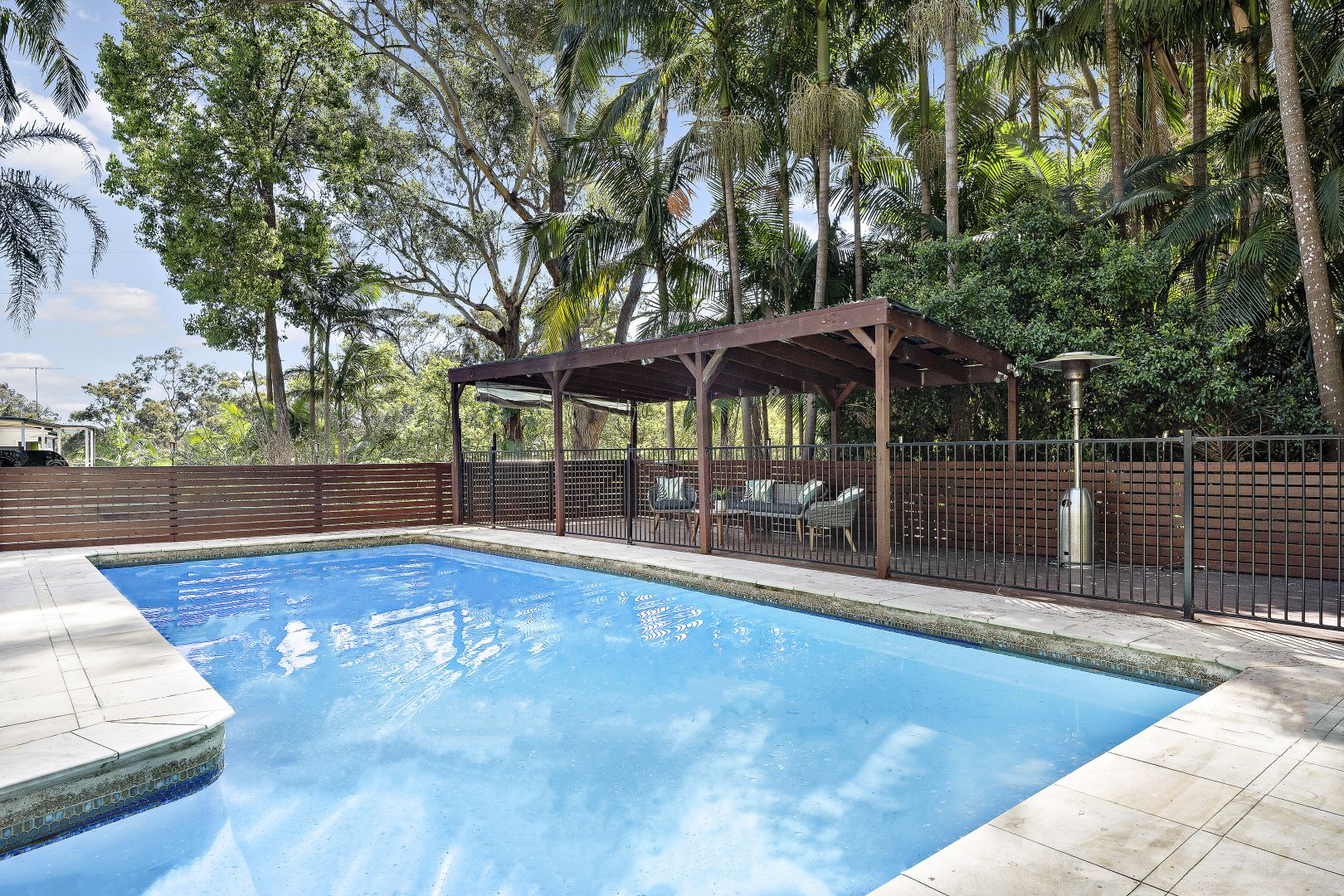 28 Blackbutt Avenue, Lugarno NSW 2210, Image 2