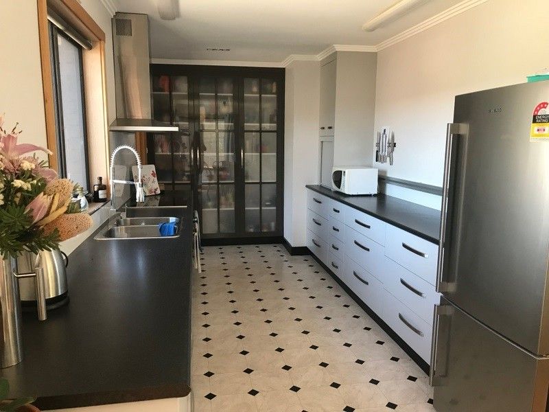 3 bedrooms House in 31 Suncrest Place RAVENSWOOD TAS, 7250