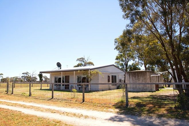 Picture of 166 Cochranes Road, SEASPRAY VIC 3851